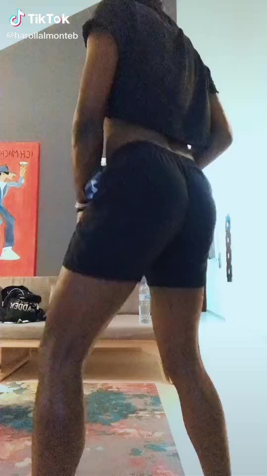 Bouncy booty - https://www.tiktok.com/@harol.beaton/video/6832041403921534213