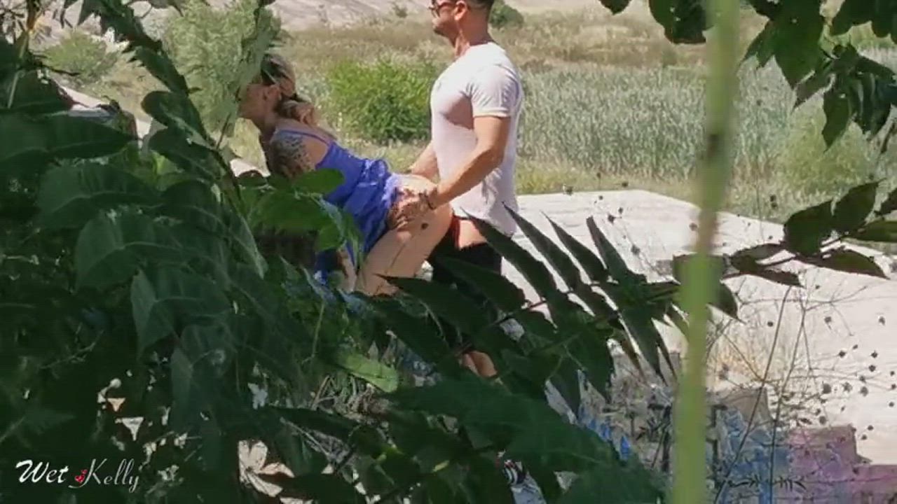 Couple Caught having Sex in a Public Park