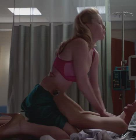 Betty Gilpin nude in Nurse Jackie