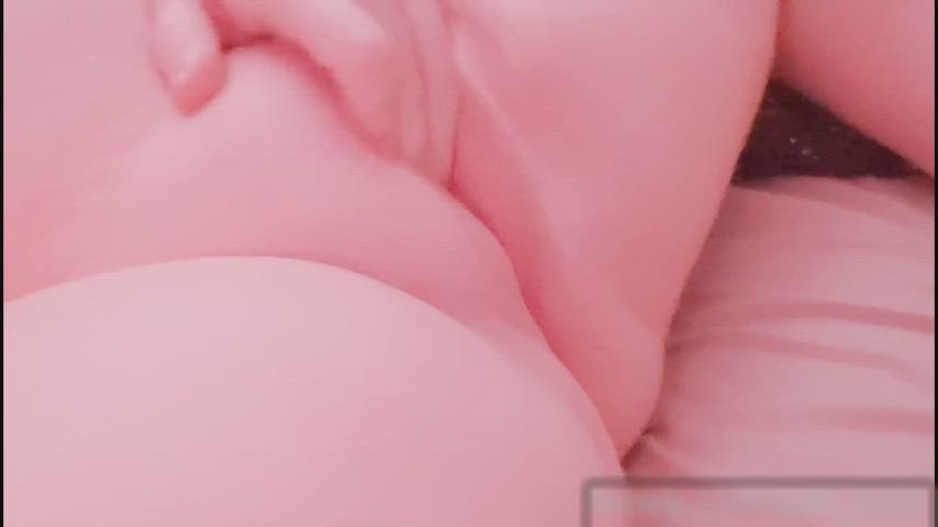 masturbating pussy pussy lips gif