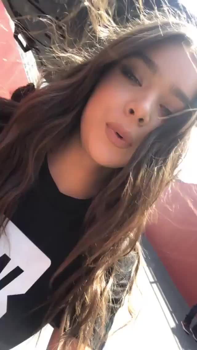 haileesteinfeld 58596663 174318086899201 7910126369820241718 n