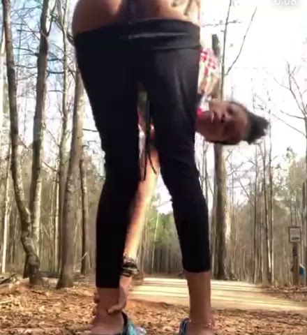 Amateur Bending Over Dancing Ebony Homemade NSFW Twerking gif