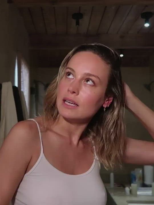 Brie Larson gif