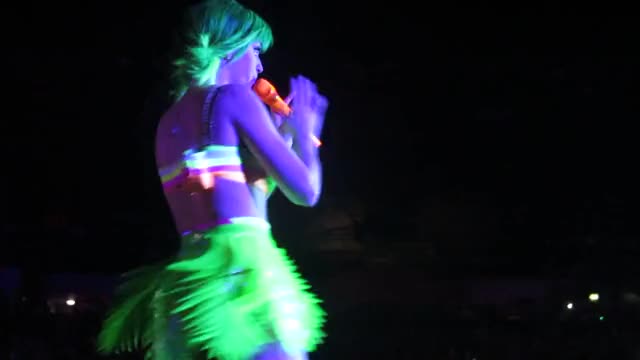 Ass Booty Celebrity Curvy Katy Perry Teasing gif
