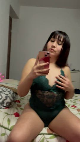 Little Latina trying to go to sleep happy 🥰 Sexting/Video call/SPH/Personalized