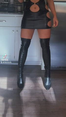 big tits boots femdom high heels leather onlyfans skirt tiktok r/tiktits r/titsworship