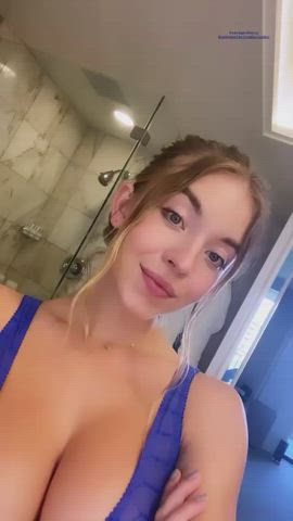 Sydney Sweeney gif