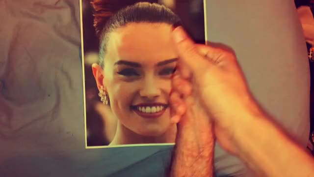 Daisy Ridley gif