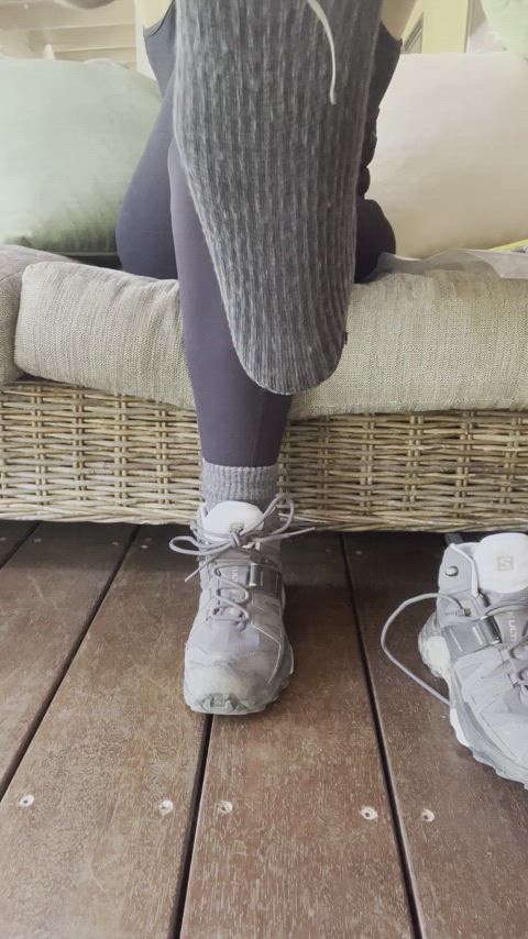 18 years old 19 years old amateur clothed dirty feet feet feet fetish model socks