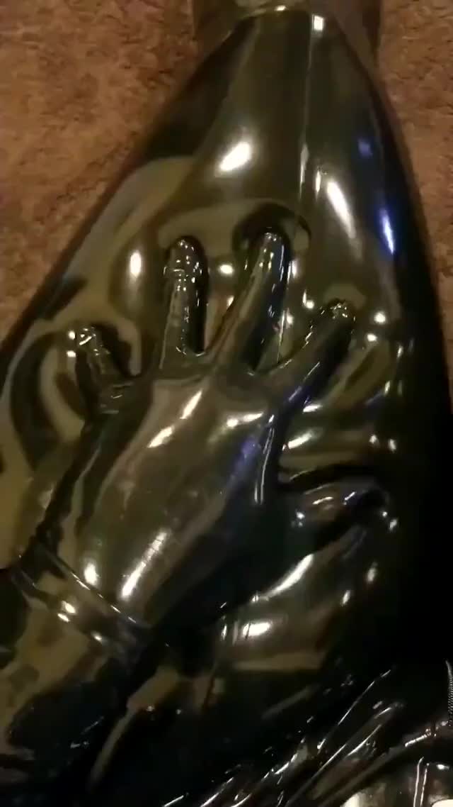 Latex Thigh Squish