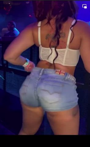 Whaletail in the club