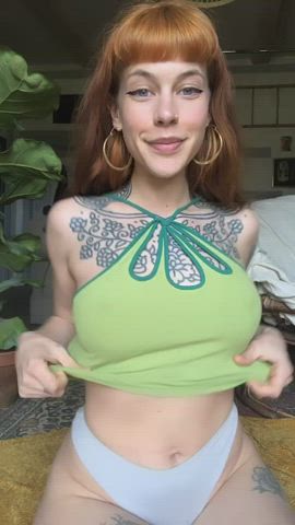 redhead tattoo tits amateur-girls selfie gif
