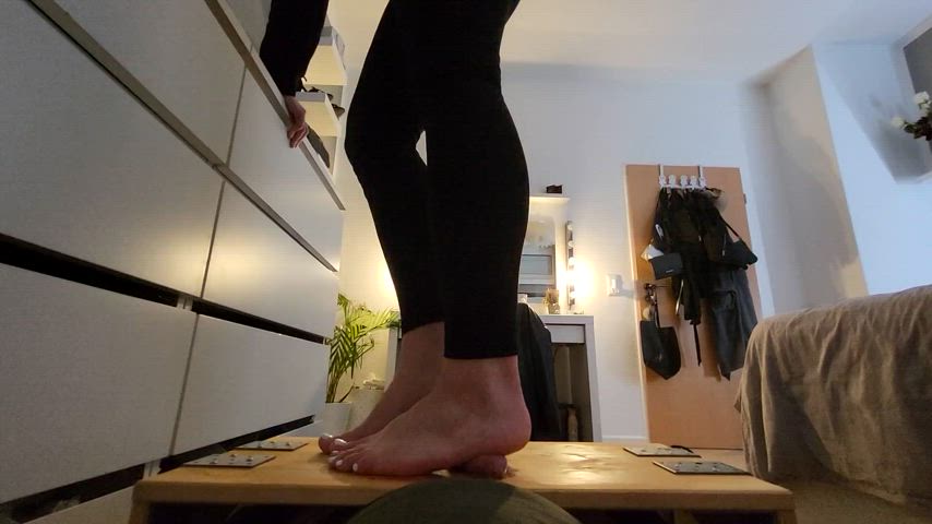 Marching footjob, barefoot and oiled up until I cum