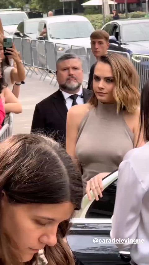 braless celebrity pokies gif