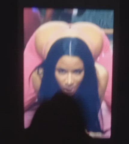 Nicki Minaj cumtribute