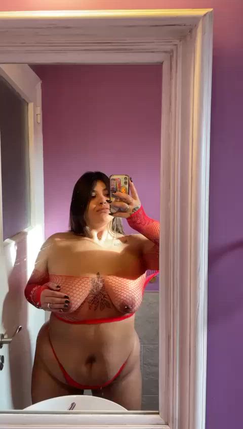 Those boobs in the mirror are really saggy and hot