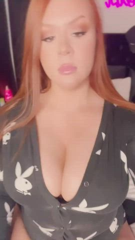 Would you fuck a redhead? 😏