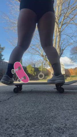 Cum on, let’s go skate babe🛹😜