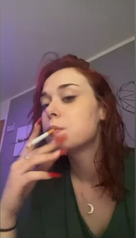 Since you liked my last smoking videos so much, here is another one💕🫦