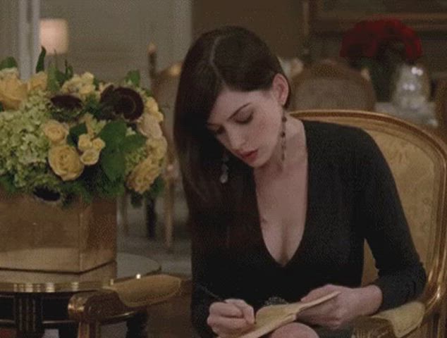 anne hathaway cleavage sexy gif