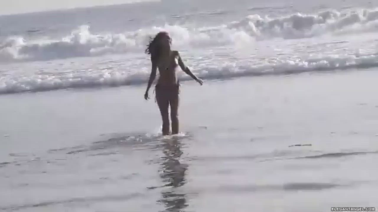 Beach Bikini Ebony Long Hair Petite Pornstar Skin Diamond Tattoo gif
