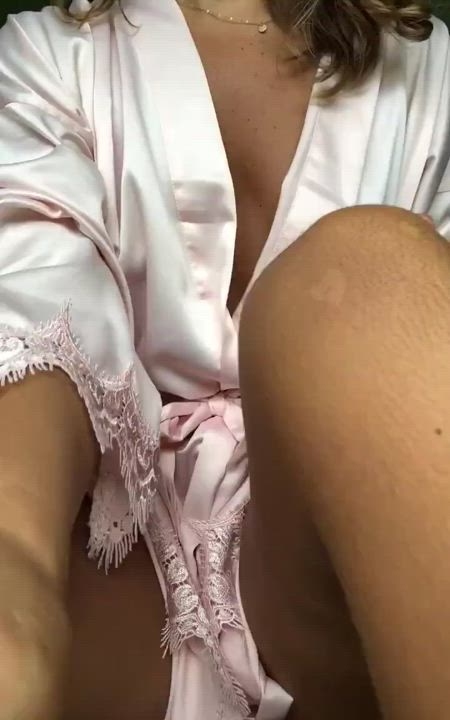 Amateur Hairy Hairy Pussy MILF gif