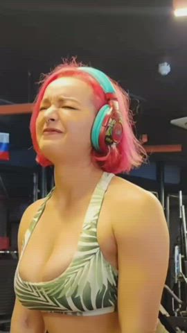 Ollyesse in the gym