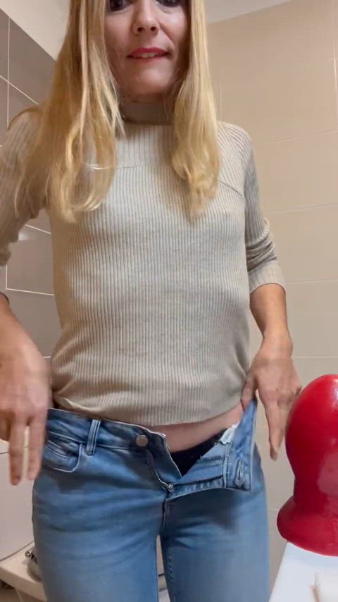 Milf with the big ass red plug