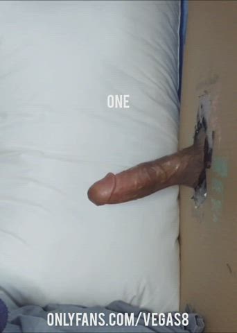 Me cumming 3 times at my glory hole 🕳