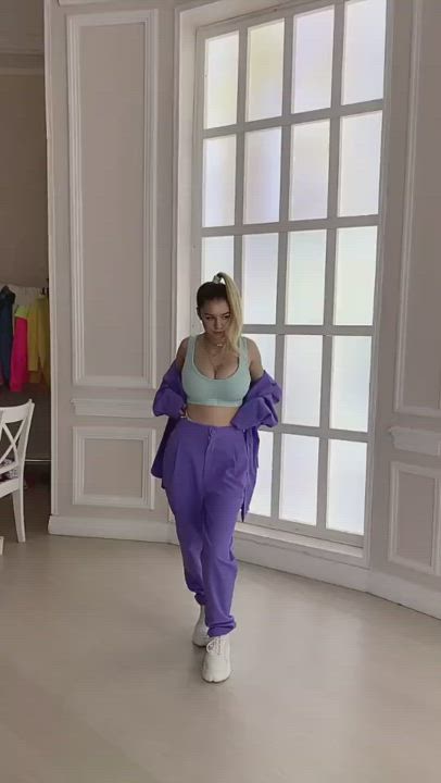 Big Tits Huge Tits Natural Tits gif