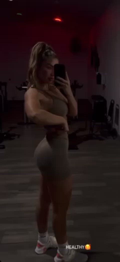 avery big ass big tits gym thick thighs gif
