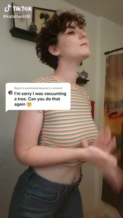 amateur big tits curly hair cute sexy short hair tease teasing tiktok alt-girls goth-girls