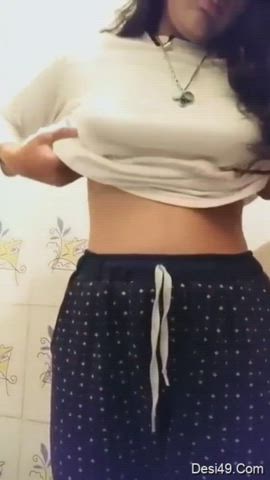 Desi ?cute ?girl ?undressing Video