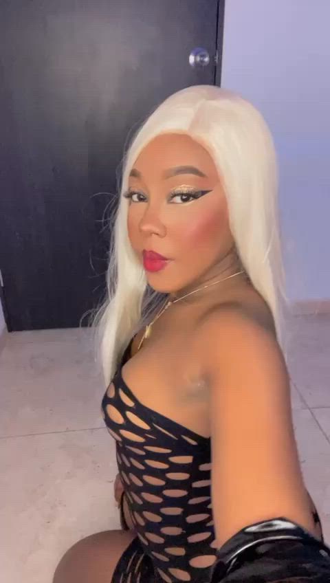 ass big ass bisexual blonde camsoda camgirl colombian ebony latina selfie gif
