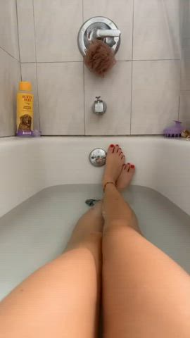 Would you come blow some stress off with me in the tub after class?