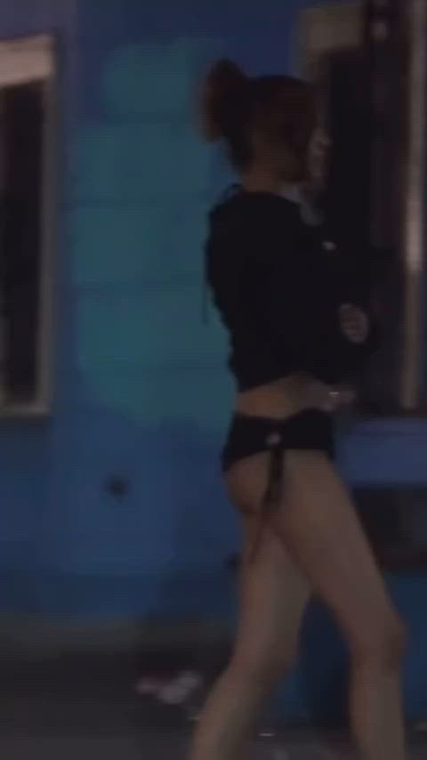 escort petite prostitute skinny gif