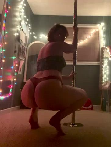 pawg pole dance twerking gif