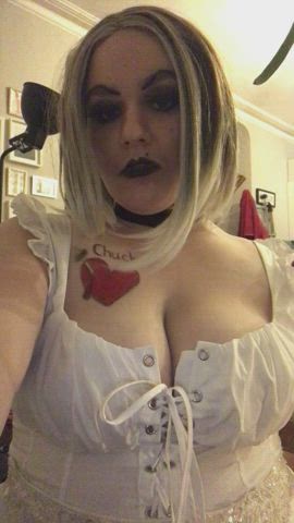 Bride of Chucky goes chubby. Happy Halloween!