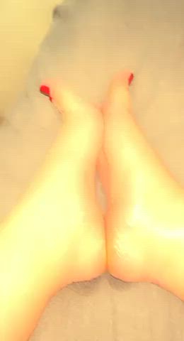 feet feet fetish oil oiled gif