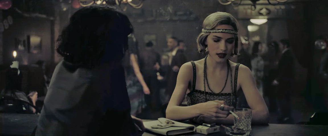 actress carla gugino willa fitzgerald gif