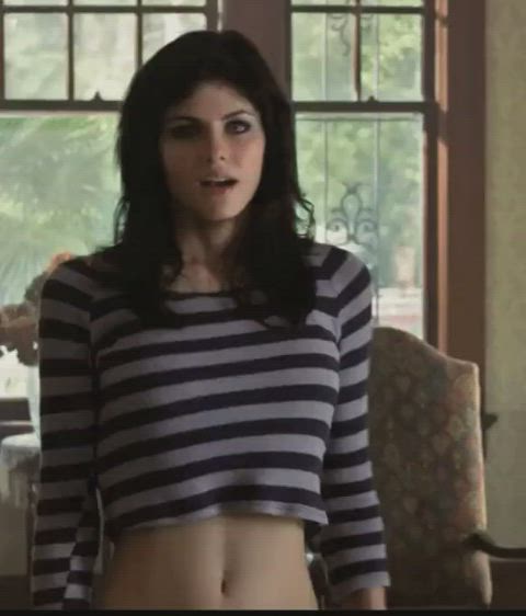 alexandra daddario belly button belly gif