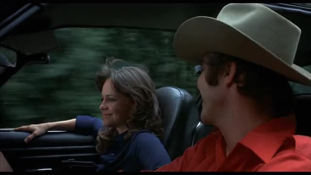 Smokey-and-the-Bandit-1977-GIF-00-29-20-sally-field