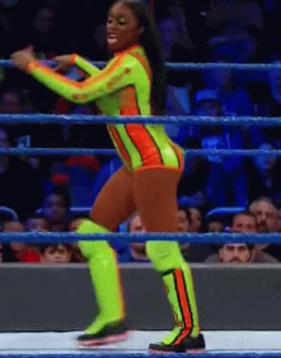 Naomi2