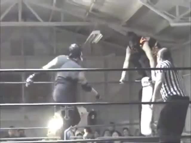 Inoki Dojo Chimaera Vs Colossal Chris