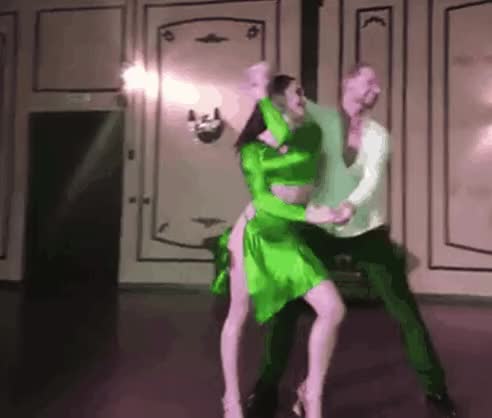 dancing gif