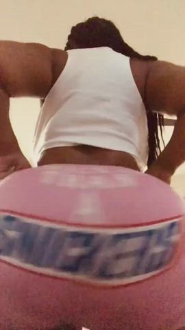 MILF Thick Twerking gif