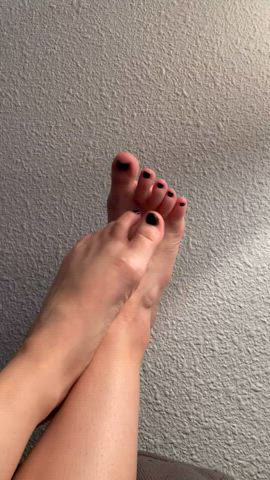 dirty feet feet feet fetish feet licking feet sucking hotwife milf onlyfans gif