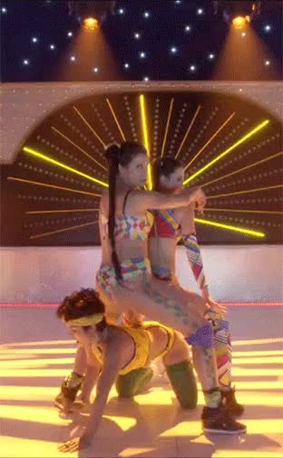 Major Lazer's 'Bubble Butt' Music Video (22)