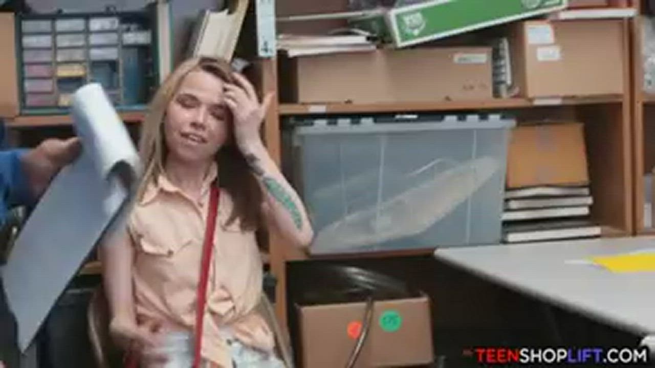 Shoplifter Teen Caught Then Been A Smart Ass