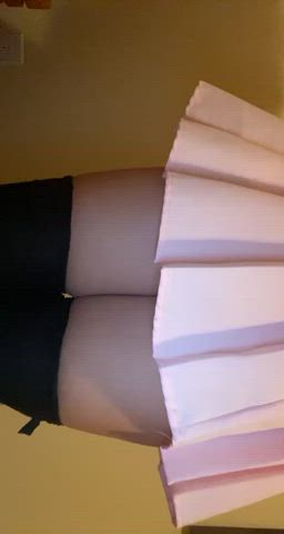 big ass pawg schoolgirl skirt upskirt gif